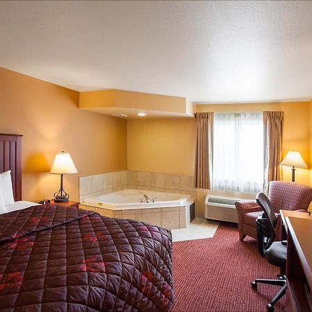 Rodeway Inn & Suites Phillipsburg Zewnętrze zdjęcie